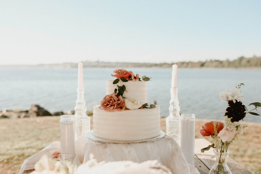 Cake by Barb's Pies and Pastries, Photo by Mariah Medina Photography